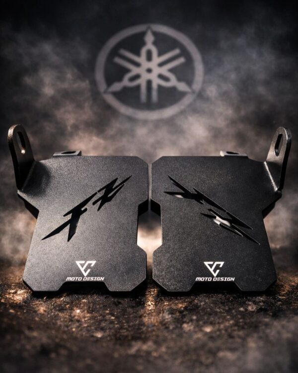 VC MotoDesign 3mm Stainless Steel Pillion Footrest Set for Yamaha FZS – Durable Passenger Footrest